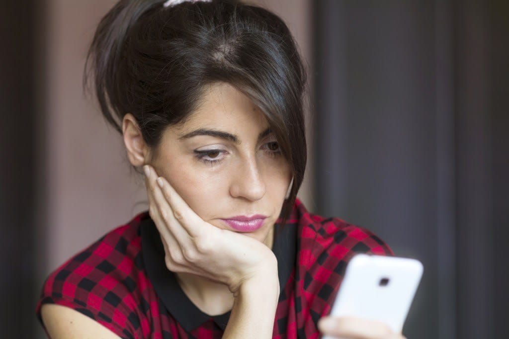 sad loneliness isolation social media impact